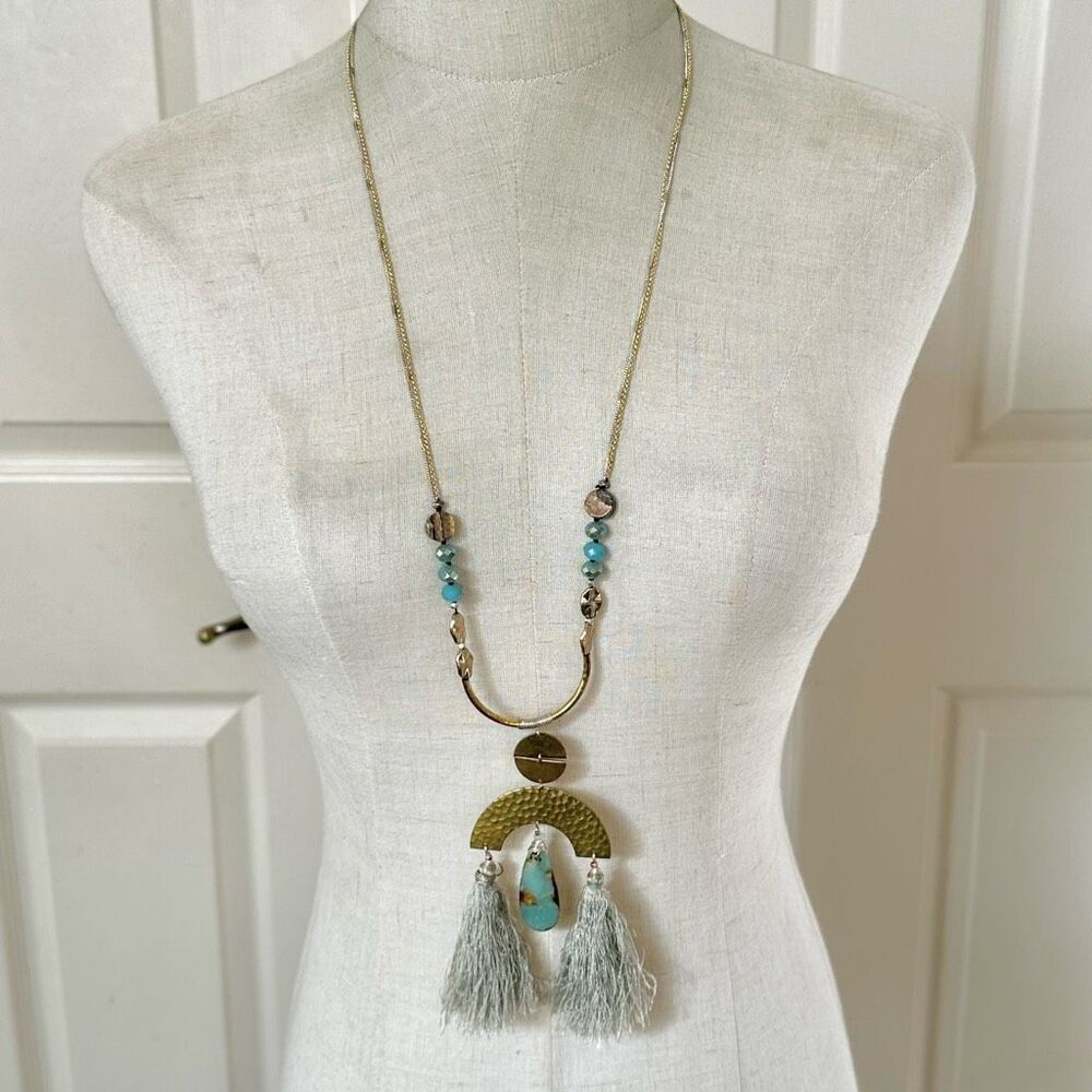 Lucky Brand grey tassel   Jasper long pendant arch necklace